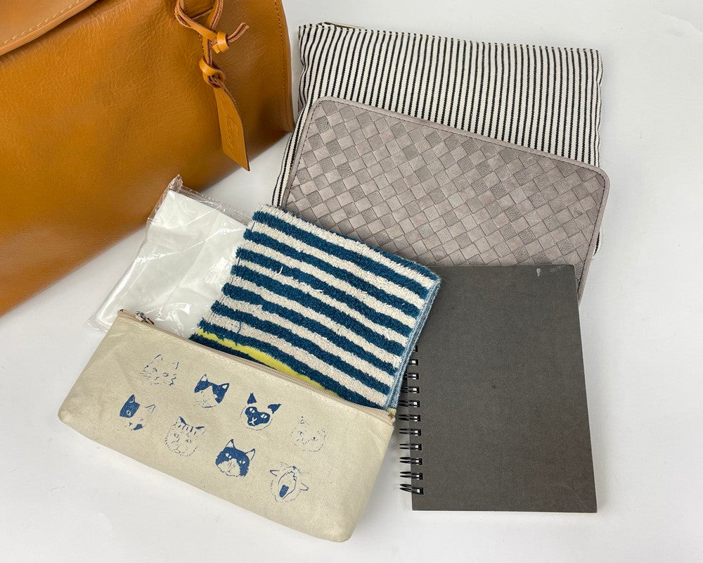 本革 シンプルハンドバッグ 3920